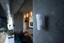 AJAX PIR z czujnikiem zbicia szyby CombiProtect - biały