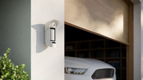 AJAX PIR z aparatem MotionCam - czarny