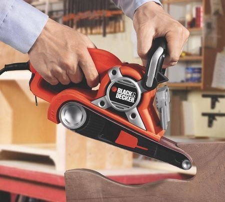 BLACK+DECKER SZLIFIERKA TAŚMOWA 720W 75 x 533mm /KA88