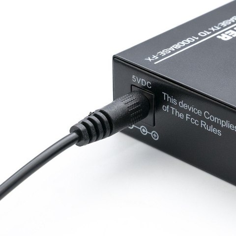 Dwukierunkowy Media Konwerter SWITCH Ethernet 1x RJ45 1x SFP | 1000Mb/s | 5V