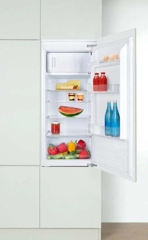 Chłodziarko-zamrażarka BM210.4i(E)