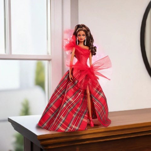 Lalka Barbie Holiday brunetka