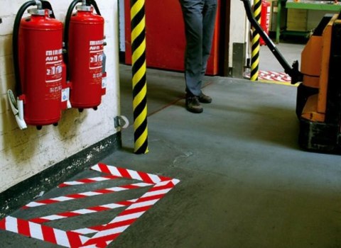 TESA TAŚMA OSTRZEG. BIAŁO-CZERWONA 33m 50mm