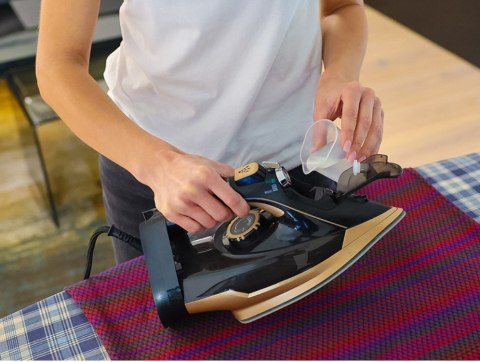 Żelazko parowe VaporMax 3000W