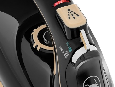 Żelazko parowe VaporMax 3000W