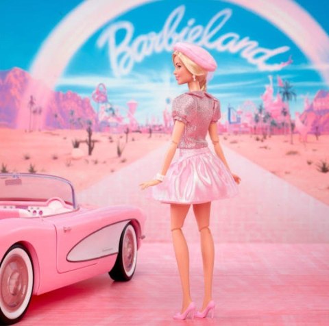 Lalka Barbie Movie Margot Robbie jako Barbie różowy beret