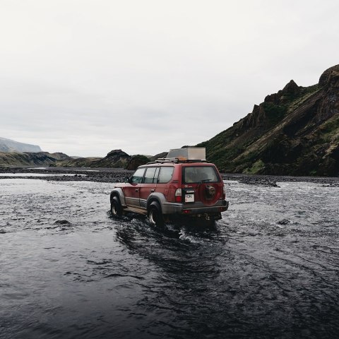 Green Cell power falownik 12V to 230V 300W/600W zmodyfikowane sine wave