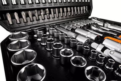 Zestaw narzędzi10-211, 110 szt, rozmiary 1/4 i 1/2, walizka, NEO TOOLS