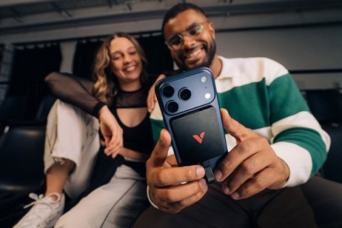 SSD Zewnętrzny Verbatim SnapBack Ultra Slim SSD, 32337, 2000GB, czarna, MagSave, 2x kabel USB C