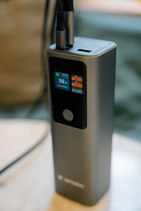 Verbatim, Power bank z wyświetlaczem TFT, Charge ,n, Go, 32269, 27000mAh, szara